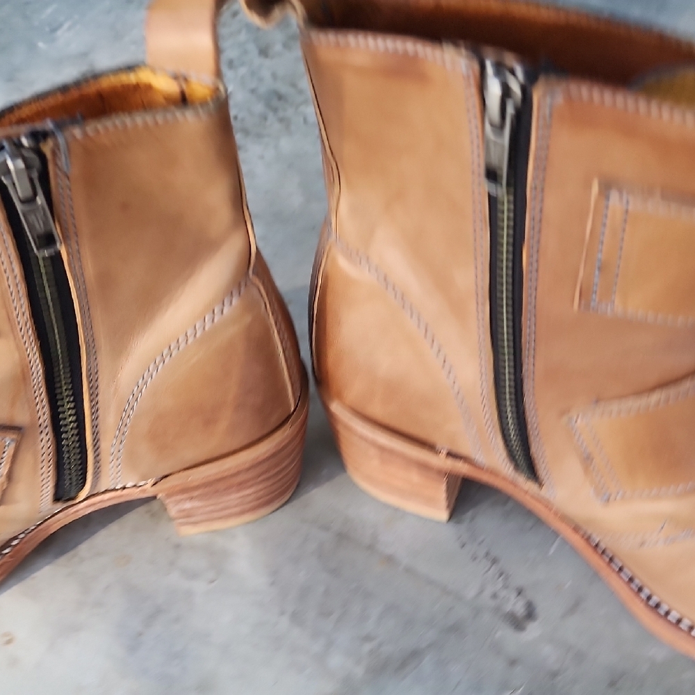 FRYE Sabrina Double Buckle Boots Made In USA - Picture 15 of 16
